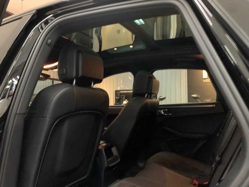 PORSCHE MACAN 2.0 16V GASOLINA 4P AUTOMÁTICO 2014/2015 FÁBIO BERNARDES PORTO ALEGRE / Carros no Vale