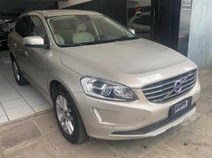 VOLVO XC60 2.4 D5 MOMENTUM DIESEL AWD 4P AUTOMÁTICO 2017/2017 FÁBIO BERNARDES PORTO ALEGRE / Carros no Vale