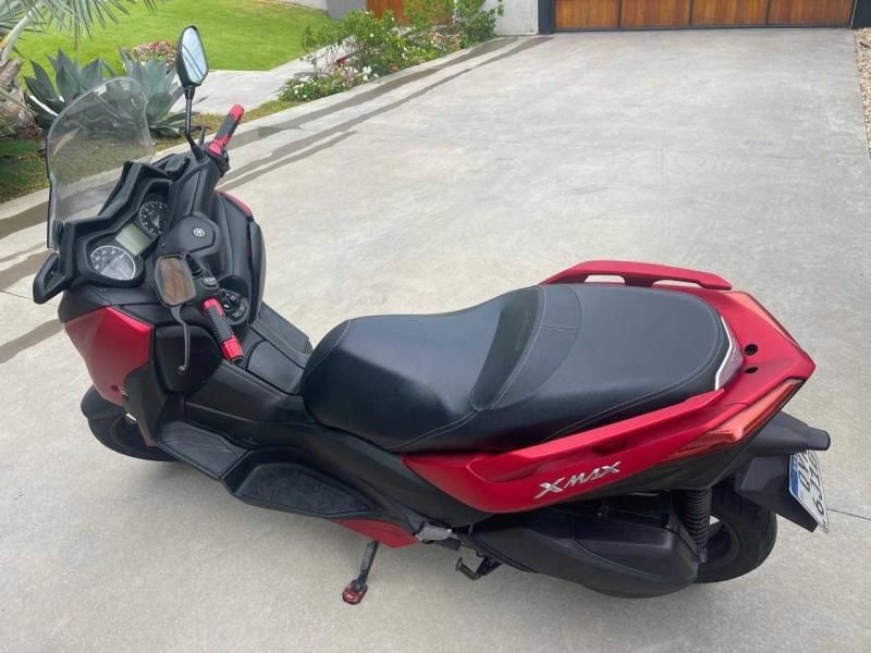 YAMAHA XMAX ABS 2020/2021 FÁBIO BERNARDES PORTO ALEGRE / Carros no Vale