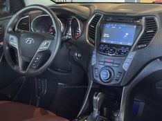 HYUNDAI SANTA FÉ 3.3 MPFI 4X4 7 LUGARES V6 270CV 2013/2014 GRIFFCAR MULTIMARCAS DOIS IRMÃOS / Carros no Vale