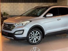 HYUNDAI SANTA FÉ 3.3 MPFI 4X4 7 LUGARES V6 270CV 2013/2014 GRIFFCAR MULTIMARCAS DOIS IRMÃOS / Carros no Vale