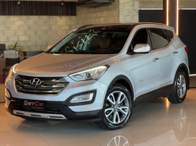 HYUNDAI SANTA FÉ 3.3 MPFI 4X4 7 LUGARES V6 270CV 2013/2014 GRIFFCAR MULTIMARCAS DOIS IRMÃOS / Carros no Vale