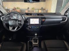 TOYOTA HILUX 2.8 SRX PLUS 4X4 CD TURBO 2020/2021 GRIFFCAR MULTIMARCAS DOIS IRMÃOS / Carros no Vale