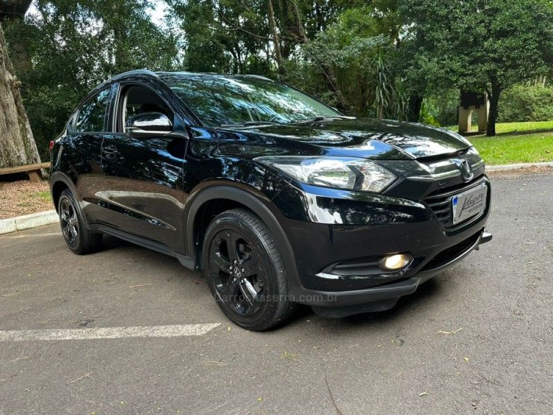 HONDA HR-V 1.8 16V EX 2016/2017 KASPER VEÍCULOS DOIS IRMÃOS / Carros no Vale