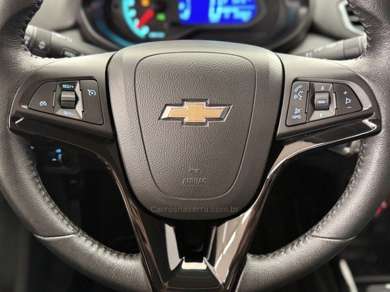 CHEVROLET ONIX 1.4 MPFI LTZ 8V 2018/2018 FOCAR VEÍCULOS CAXIAS DO SUL / Carros no Vale