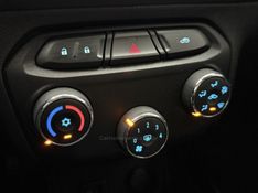 CHEVROLET ONIX 1.4 MPFI LTZ 8V 2018/2018 FOCAR VEÍCULOS CAXIAS DO SUL / Carros no Vale