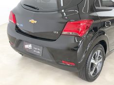 CHEVROLET ONIX 1.4 MPFI LTZ 8V 2018/2018 FOCAR VEÍCULOS CAXIAS DO SUL / Carros no Vale