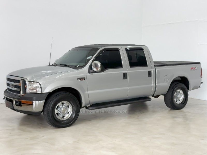 FORD F-250 4.2 XLT 4X2 CD TURBO INTERCOOLER 2005/2005 FOCAR VEÍCULOS CAXIAS DO SUL / Carros no Vale