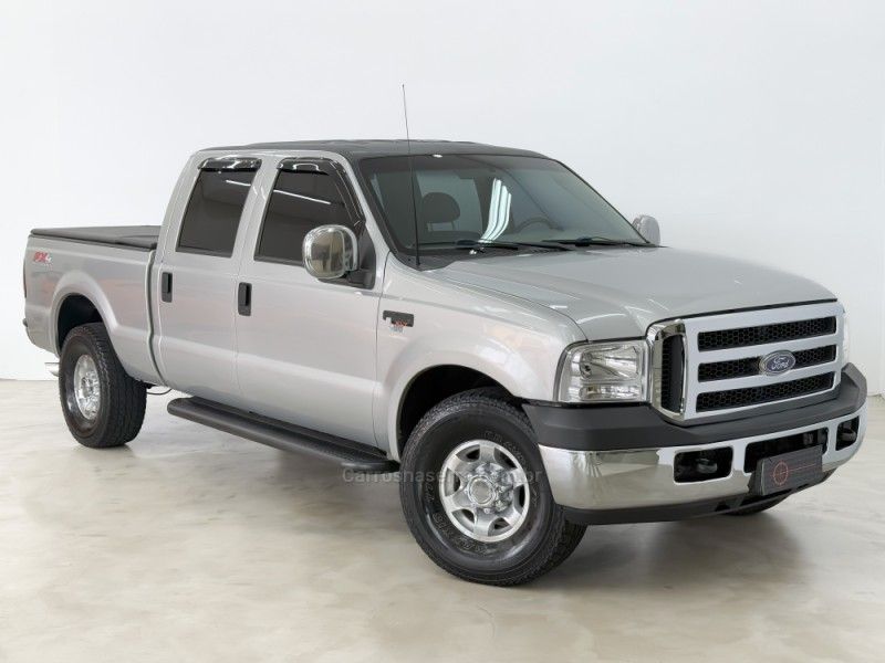 FORD F-250 4.2 XLT 4X2 CD TURBO INTERCOOLER 2005/2005 FOCAR VEÍCULOS CAXIAS DO SUL / Carros no Vale