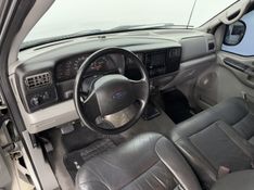 FORD F-250 4.2 XLT 4X2 CD TURBO INTERCOOLER 2005/2005 FOCAR VEÍCULOS CAXIAS DO SUL / Carros no Vale