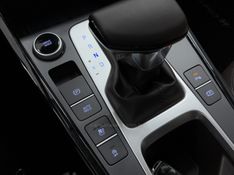HYUNDAI CRETA 2.0 ULTIMATE 16V 2023/2024 FOCAR VEÍCULOS CAXIAS DO SUL / Carros no Vale