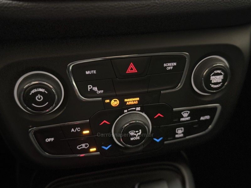 JEEP COMPASS 2.0 16V SPORT 2017/2018 FOCAR VEÍCULOS CAXIAS DO SUL / Carros no Vale