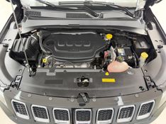 JEEP COMPASS 2.0 16V SPORT 2017/2018 FOCAR VEÍCULOS CAXIAS DO SUL / Carros no Vale