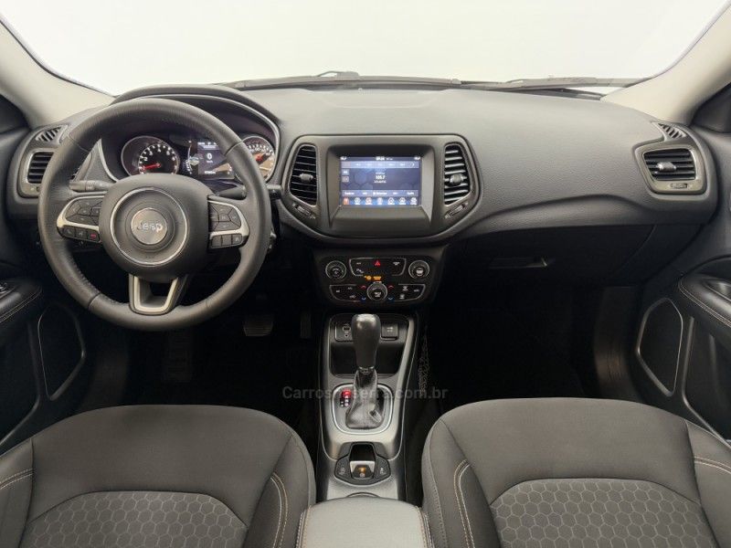 JEEP COMPASS 2.0 16V SPORT 2017/2018 FOCAR VEÍCULOS CAXIAS DO SUL / Carros no Vale