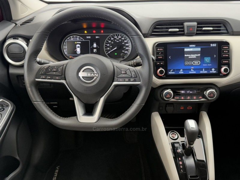 NISSAN VERSA 1.6 EXCLUSIVE 16V 2023/2024 FOCAR VEÍCULOS CAXIAS DO SUL / Carros no Vale