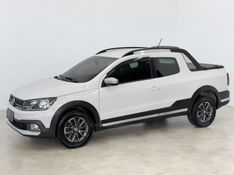 VOLKSWAGEN SAVEIRO 1.6 CROSS CD 16V 2016/2017 FOCAR VEÍCULOS CAXIAS DO SUL / Carros no Vale