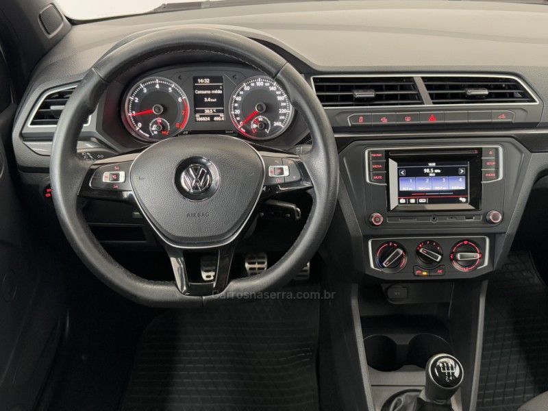 VOLKSWAGEN SAVEIRO 1.6 CROSS CD 16V 2016/2017 FOCAR VEÍCULOS CAXIAS DO SUL / Carros no Vale