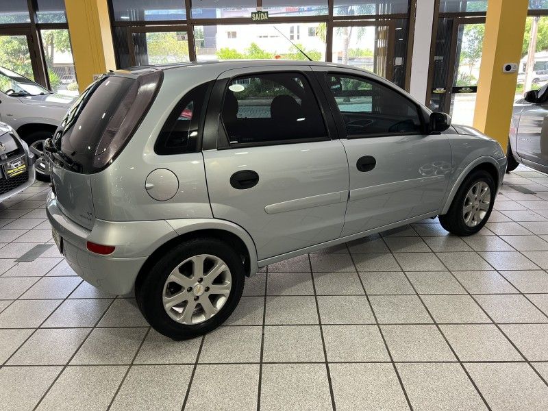 CHEVROLET CORSA 1.4 MPFI MAXX 8V 2011/2012 PRIME MULTIMARCAS CAXIAS DO SUL / Carros no Vale