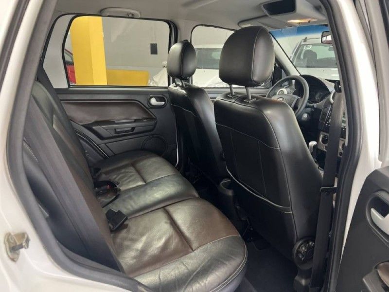 FORD ECOSPORT 1.6 XL 8V 2010/2011 PRIME MULTIMARCAS CAXIAS DO SUL / Carros no Vale