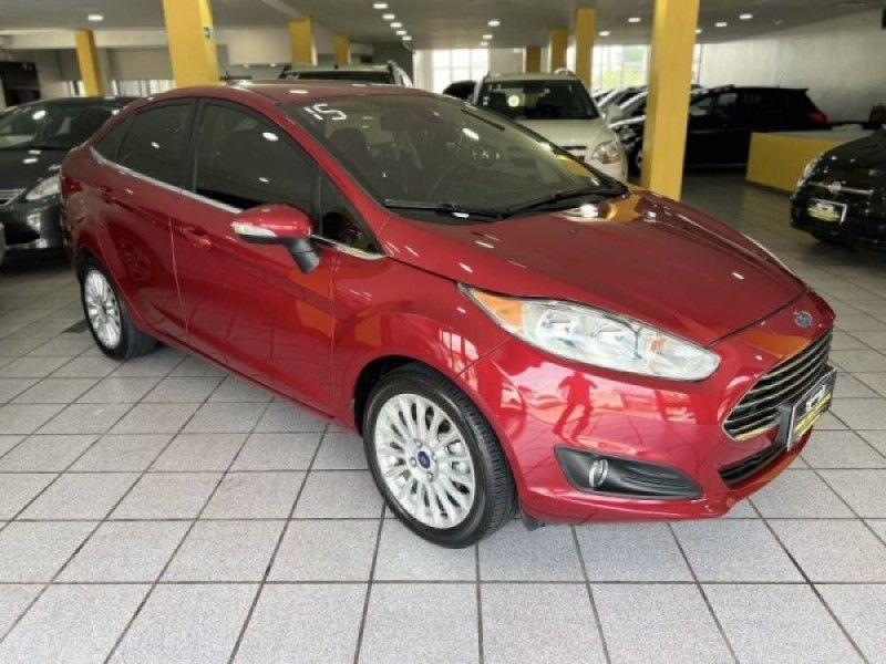 FORD FIESTA 1.6 TITANIUM SEDAN 16V 2015/2015 PRIME MULTIMARCAS CAXIAS DO SUL / Carros no Vale