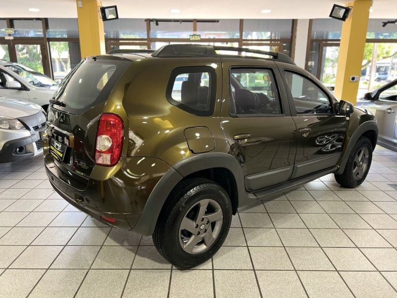 RENAULT DUSTER 2.0 DYNAMIQUE 4X2 16V 2014/2014 PRIME MULTIMARCAS CAXIAS DO SUL / Carros no Vale