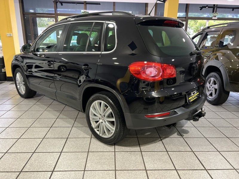 VOLKSWAGEN TIGUAN 2.0 TSI 16V TURBO TIPTRONIC 2011/2011 PRIME MULTIMARCAS CAXIAS DO SUL / Carros no Vale