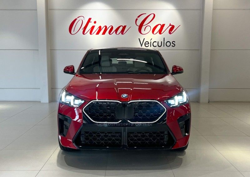 BMW X2 2.0 XDRIVE20I M SPORT 2024/2025 ÓTIMA CAR FLORES DA CUNHA / Carros no Vale