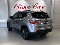 JEEP COMPASS 1.3 NIGHT EAGLE LONGITUDE 2024/2025 ÓTIMA CAR FLORES DA CUNHA / Carros no Vale