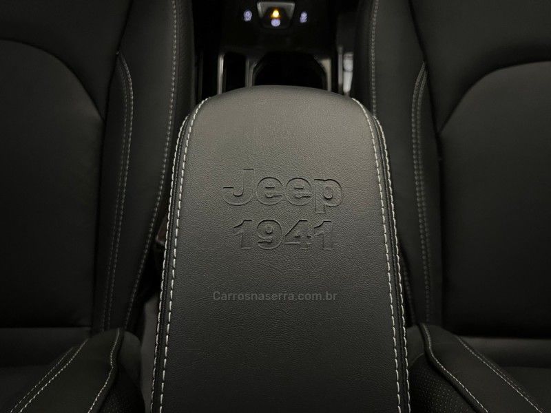 JEEP RENEGADE 1.3 LONGITUDE T270 16V TURBO 2024/2025 ÓTIMA CAR FLORES DA CUNHA / Carros no Vale