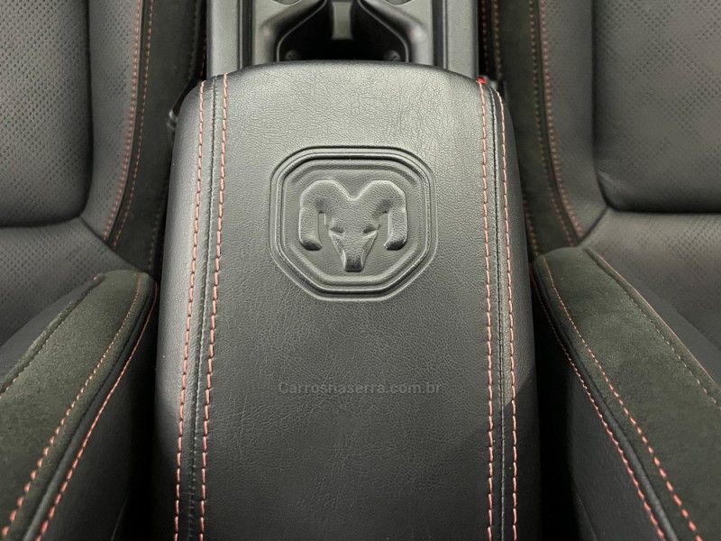 RAM RAMPAGE 2.0 HURRICANE R/T 4 4X4 TURBO 2024/2025 ÓTIMA CAR FLORES DA CUNHA / Carros no Vale