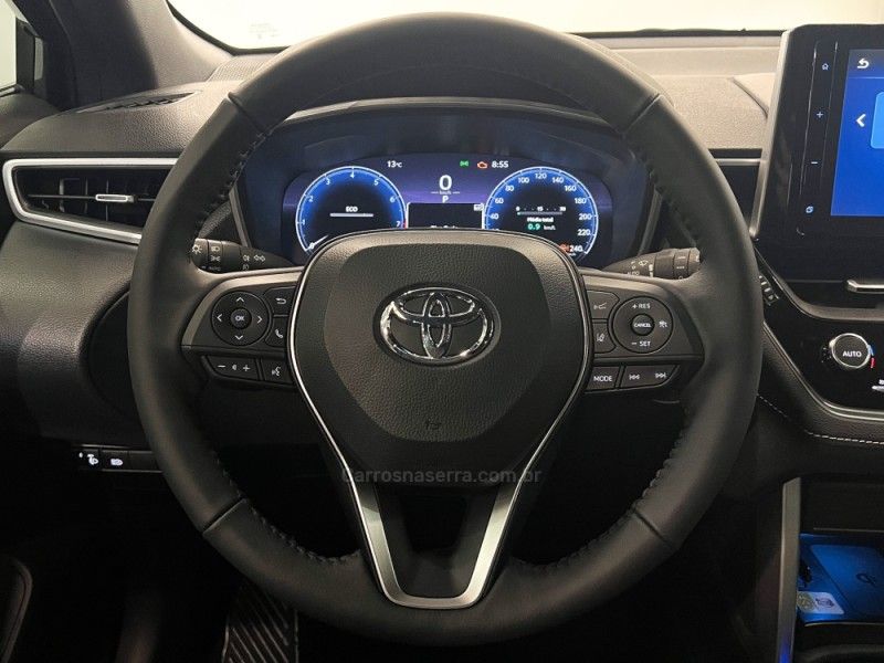 TOYOTA COROLLA 2.0 CROSS XRE 16V 2025/2026 ÓTIMA CAR FLORES DA CUNHA / Carros no Vale