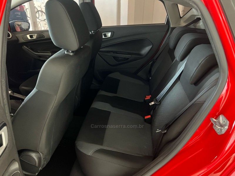 FORD FIESTA 1.0 SEL ECOBOOST GTDI 12V 2017/2018 CIMIRRO AUTOMÓVEIS TAQUARA / Carros no Vale