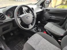 FORD FIESTA 1.0 SE 8V 2014/2014 AWD MULTIMARCAS LAJEADO / Carros no Vale