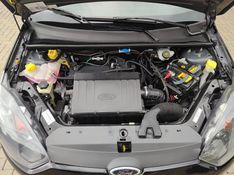 FORD FIESTA 1.0 SE 8V 2014/2014 AWD MULTIMARCAS LAJEADO / Carros no Vale