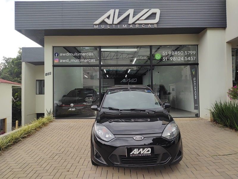 FORD FIESTA 1.0 SE 8V 2014/2014 AWD MULTIMARCAS LAJEADO / Carros no Vale