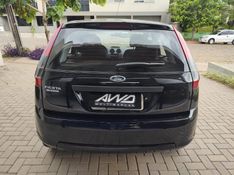 FORD FIESTA 1.0 SE 8V 2014/2014 AWD MULTIMARCAS LAJEADO / Carros no Vale