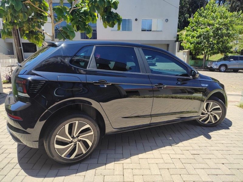 VOLKSWAGEN POLO 1.0 170 TSI 12V HIGHLINE 2023/2023 AWD MULTIMARCAS LAJEADO / Carros no Vale
