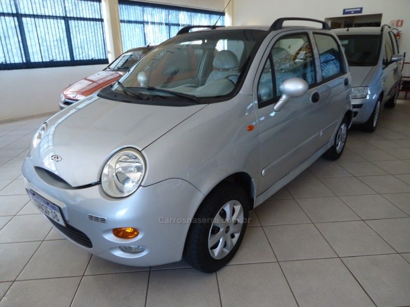 CHERY QQ 1.0 MPFI ACT 12V 2012/2012 BOURSCHEID CARROS E MOTOS SANTA CLARA DO SUL / Carros no Vale