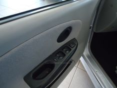 CHERY QQ 1.0 MPFI ACT 12V 2012/2012 BOURSCHEID CARROS E MOTOS SANTA CLARA DO SUL / Carros no Vale