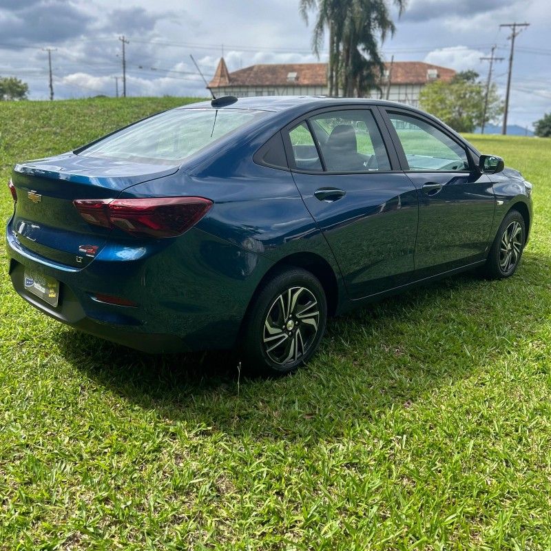 Chevrolet ONIX SEDAN PLUS LT 1.0 2024/2024 SÉRGIO VEÍCULOS TEUTÔNIA / Carros no Vale