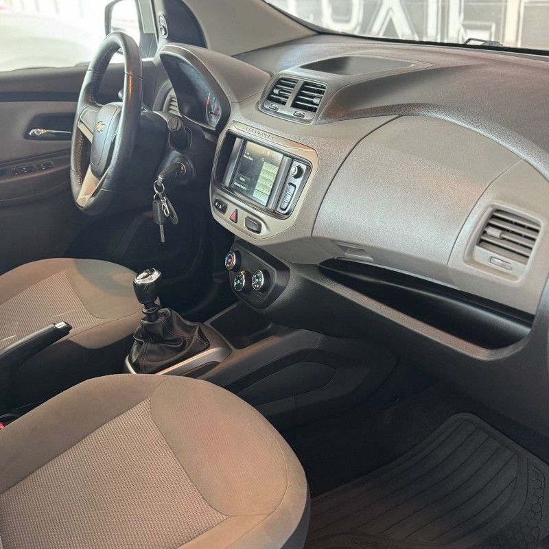 Chevrolet SPIN LTZ 1.8 2018/2018 SÉRGIO VEÍCULOS TEUTÔNIA / Carros no Vale