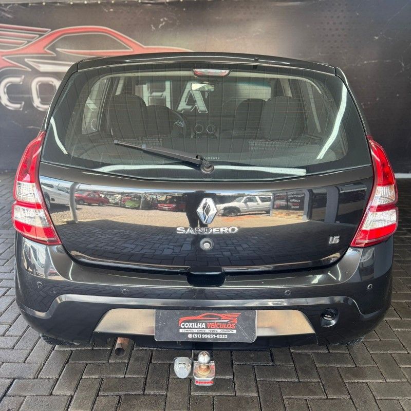 Renault SANDERO EXPRESSION 1.6 2013/2013 SÉRGIO VEÍCULOS TEUTÔNIA / Carros no Vale