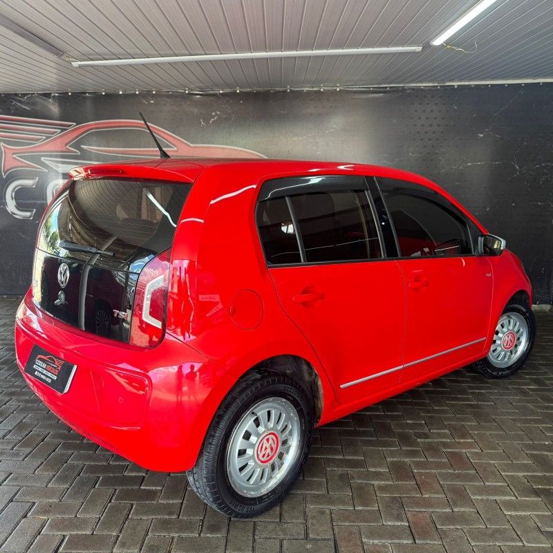 Volkswagen UP CROSS 1.0 TSI 2016/2016 SÉRGIO VEÍCULOS TEUTÔNIA / Carros no Vale