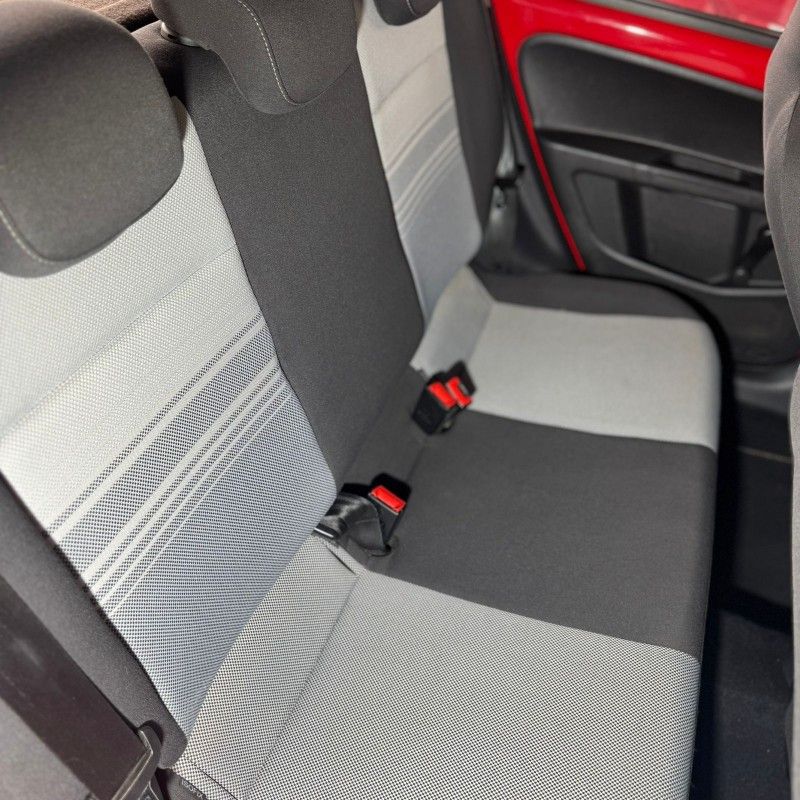 Volkswagen UP CROSS 1.0 TSI 2016/2016 SÉRGIO VEÍCULOS TEUTÔNIA / Carros no Vale