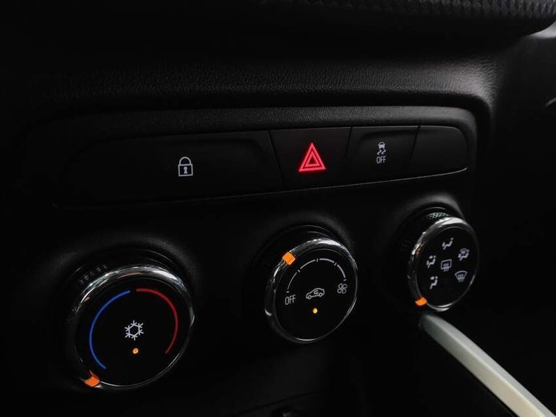 Chevrolet ONIX 1.0 FLEX LT MANUAL 2021/2022 BETIOLO NOVOS E SEMINOVOS LAJEADO / Carros no Vale