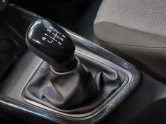 Chevrolet ONIX 1.0 FLEX MANUAL 2023/2024 BETIOLO NOVOS E SEMINOVOS LAJEADO / Carros no Vale