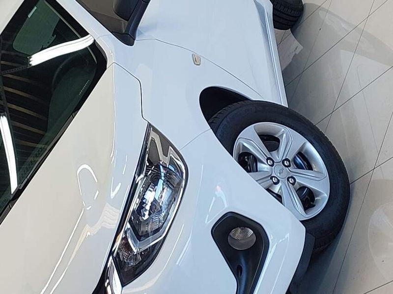 Chevrolet ONIX 1.0 FLEX MANUAL 2023/2024 BETIOLO NOVOS E SEMINOVOS LAJEADO / Carros no Vale
