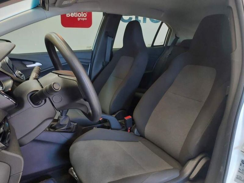 Chevrolet ONIX 1.0 FLEX MANUAL 2023/2024 BETIOLO NOVOS E SEMINOVOS LAJEADO / Carros no Vale
