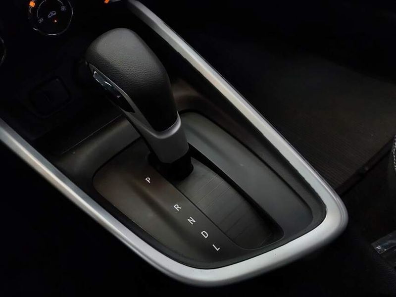 Chevrolet ONIX 1.0 TURBO FLEX LT AUTOMÁTICO 2021/2022 BETIOLO NOVOS E SEMINOVOS LAJEADO / Carros no Vale