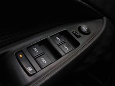 Chevrolet ONIX 1.0 TURBO FLEX LT AUTOMÁTICO 2021/2022 BETIOLO NOVOS E SEMINOVOS LAJEADO / Carros no Vale